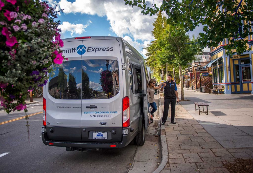 Summit Express Breckenridge Main Street unload guest